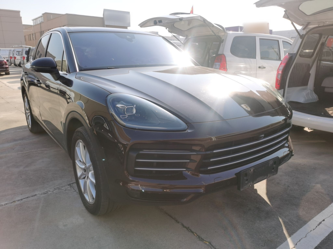 2018 Cayenne 3.0T photo 3