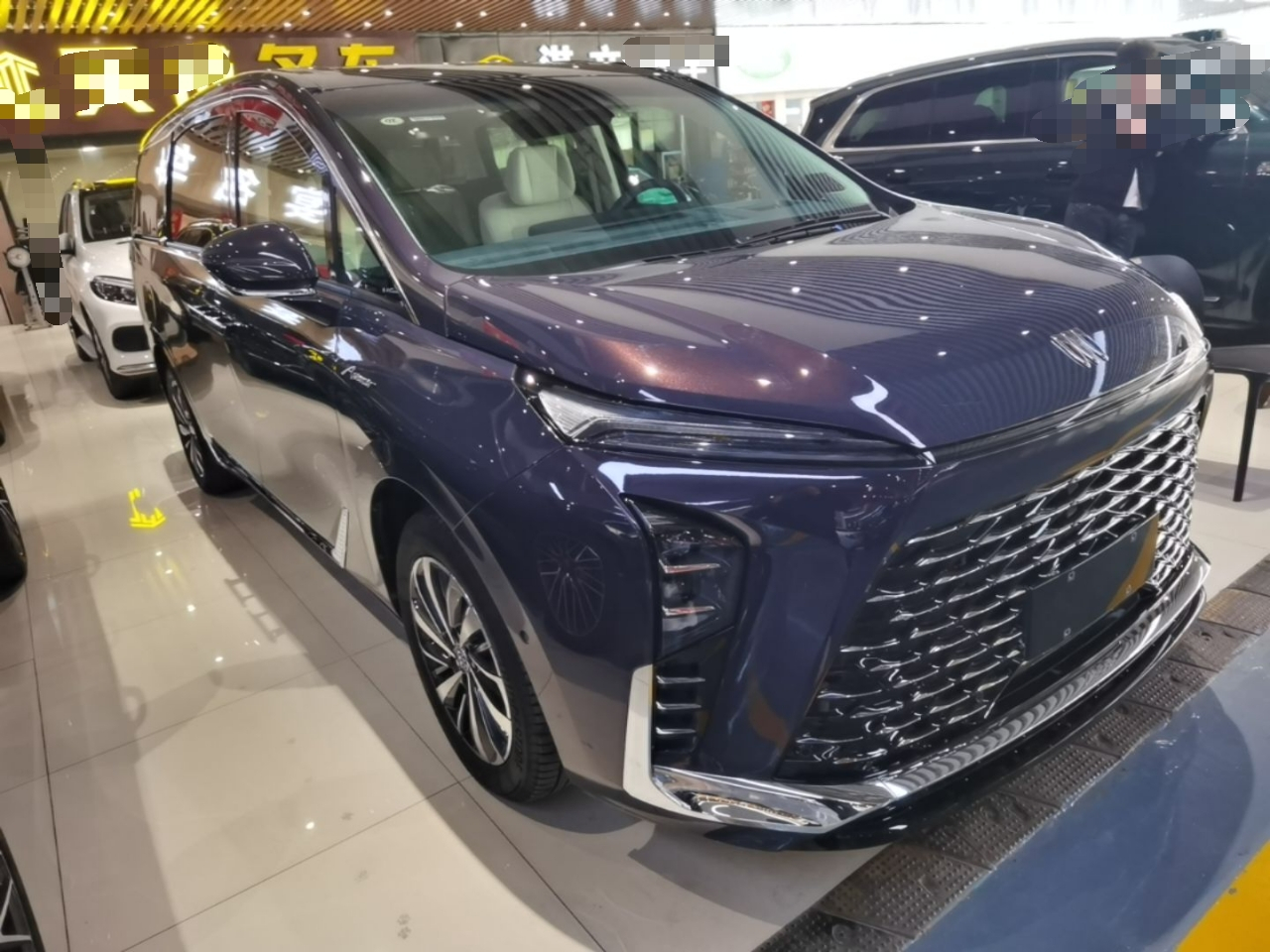 GL8 EV 2026 photo 3
