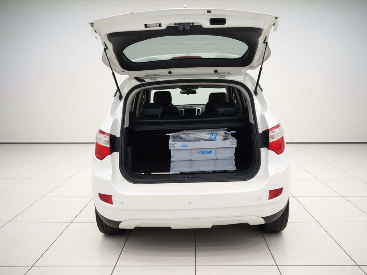 CS35 2015 1.6L MT Luxury IV photo 3