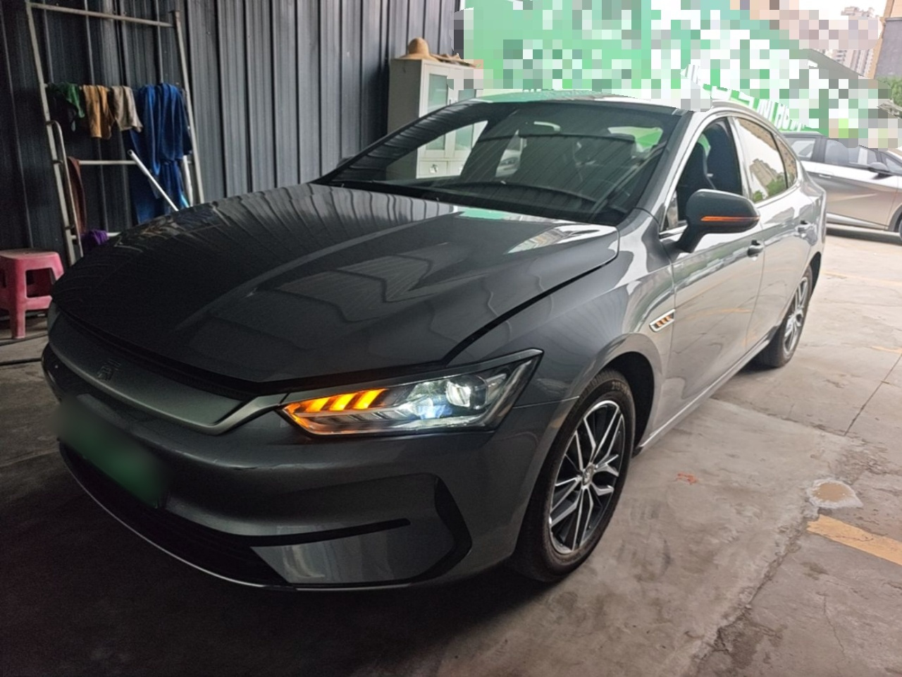 Qin PLUS 2021 EV 500KM Luxury