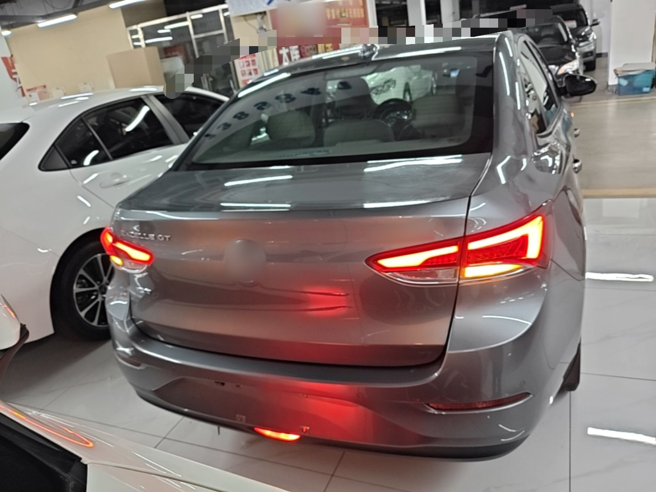 Excelle 2018 15T DCT Elite China V photo 3