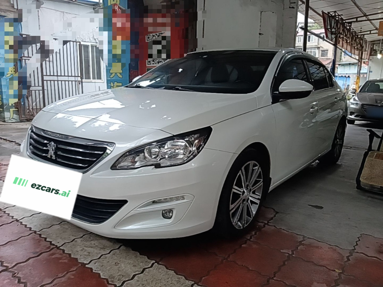 408 2014 1.8L AT Luxury