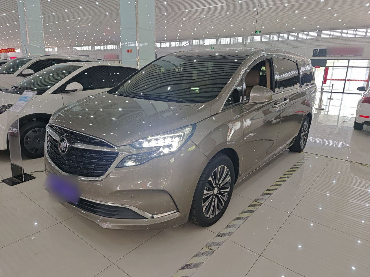 GL8 2020 ES 653T Luxury