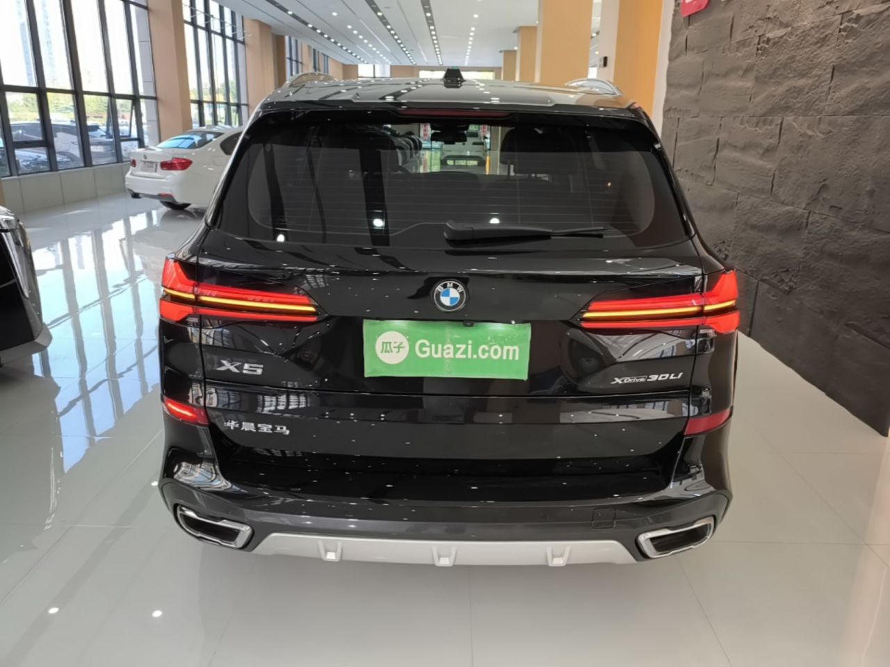 X5 2023 xDrive 30Li M Sport Package photo 5