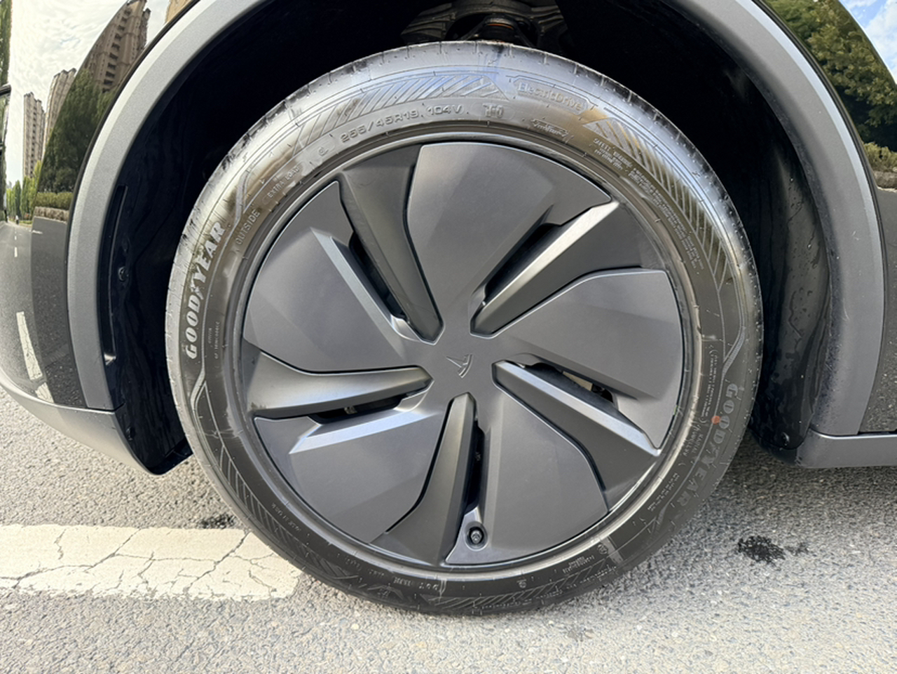 Model Y 2026 RWD photo 5