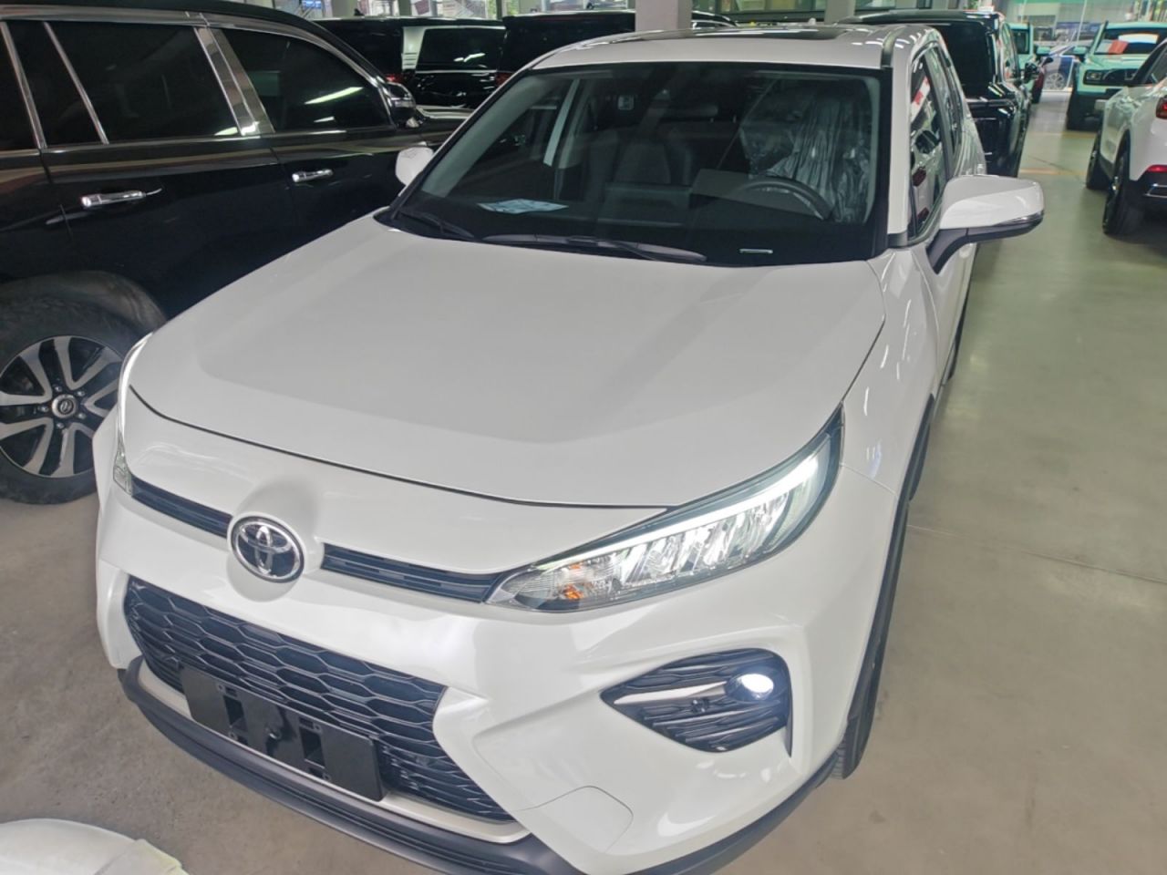 Wildlander 2023 2.0L CVT RWD photo 2