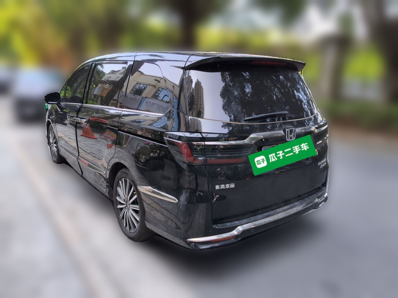 Elysion 2022 2.0L e:HEV Luxury photo 4