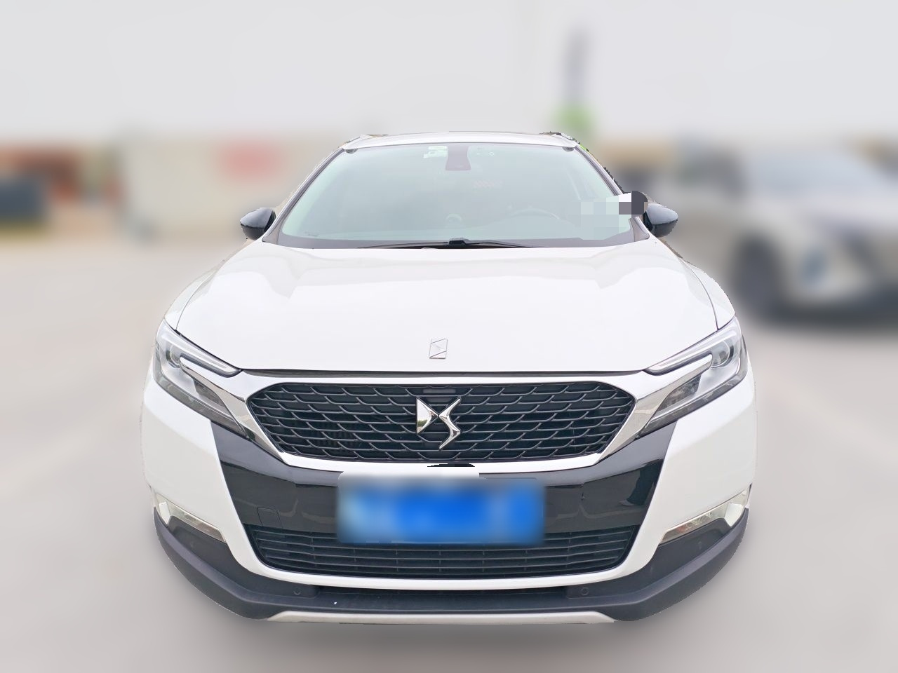 6 2016 1.6T Luxury THP160 photo 2