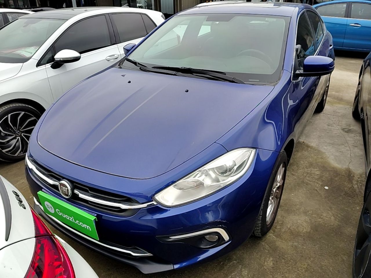 Fiat 2014 1.4T AT Comfort photo 2