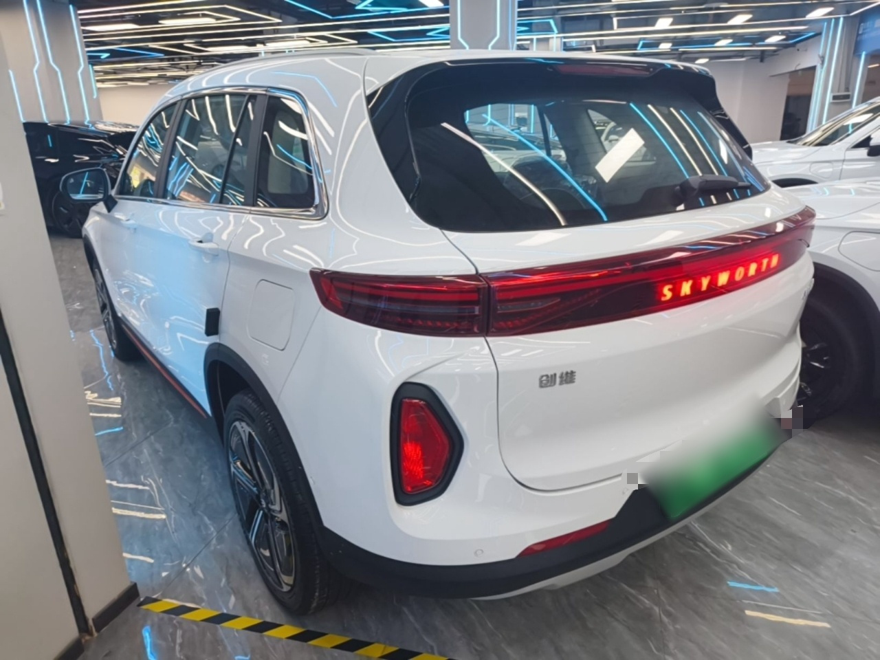 Skywell HT-i 2024 1.5L PHEV 115KM photo 4