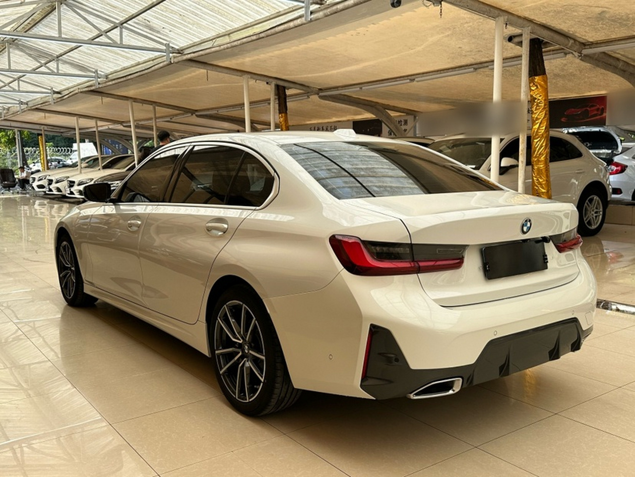 3 Series 2024 325Li M Sport Package photo 5