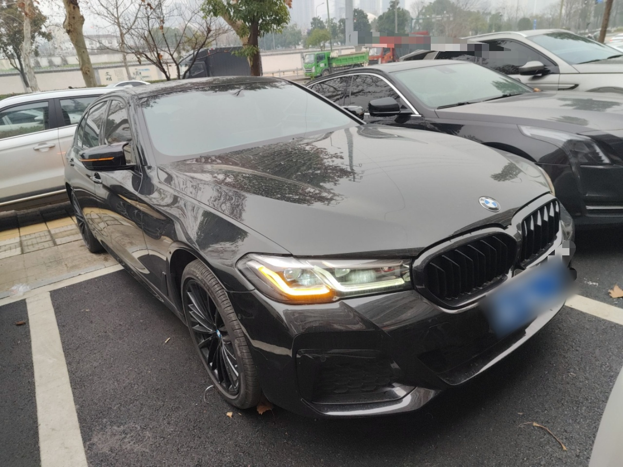5 Series 2022 Facelift 530Li Leading M Sport Package photo 3