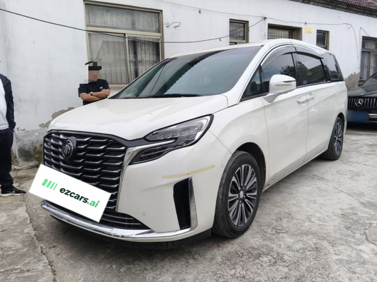 GL8 2023 ES Luxury