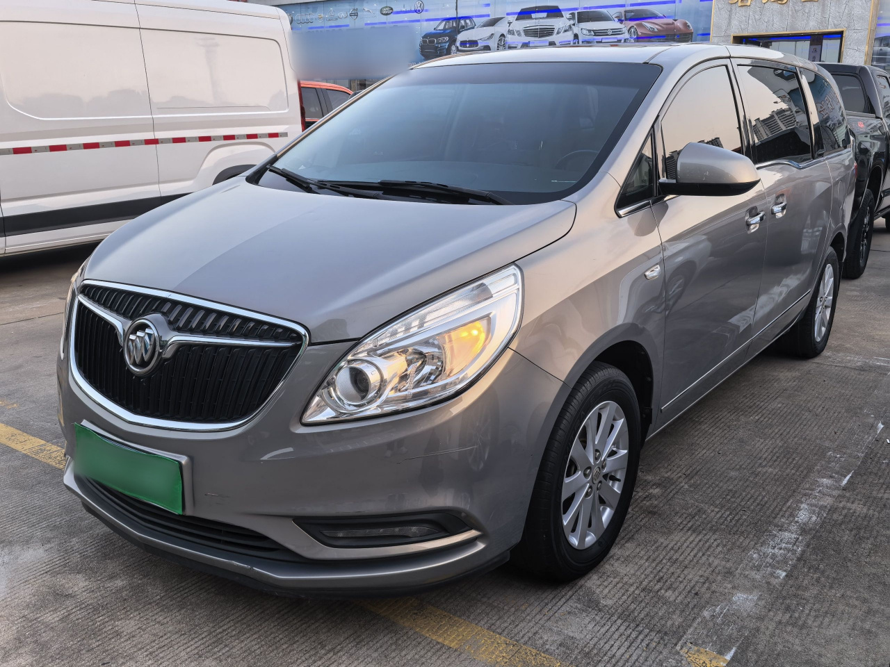 GL8 2017 25S Luxury China V