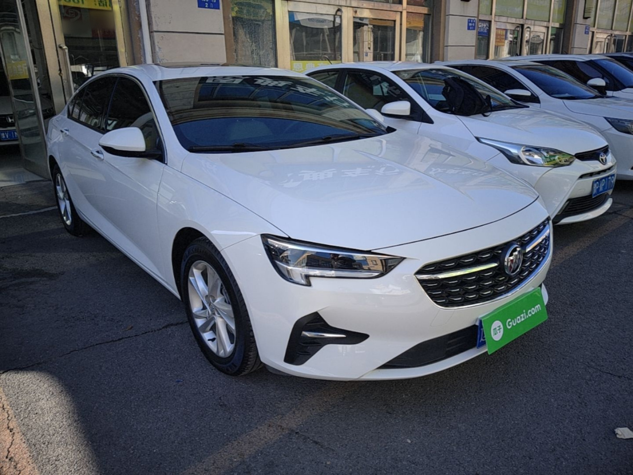 Regal 2020 552T Elite photo 3