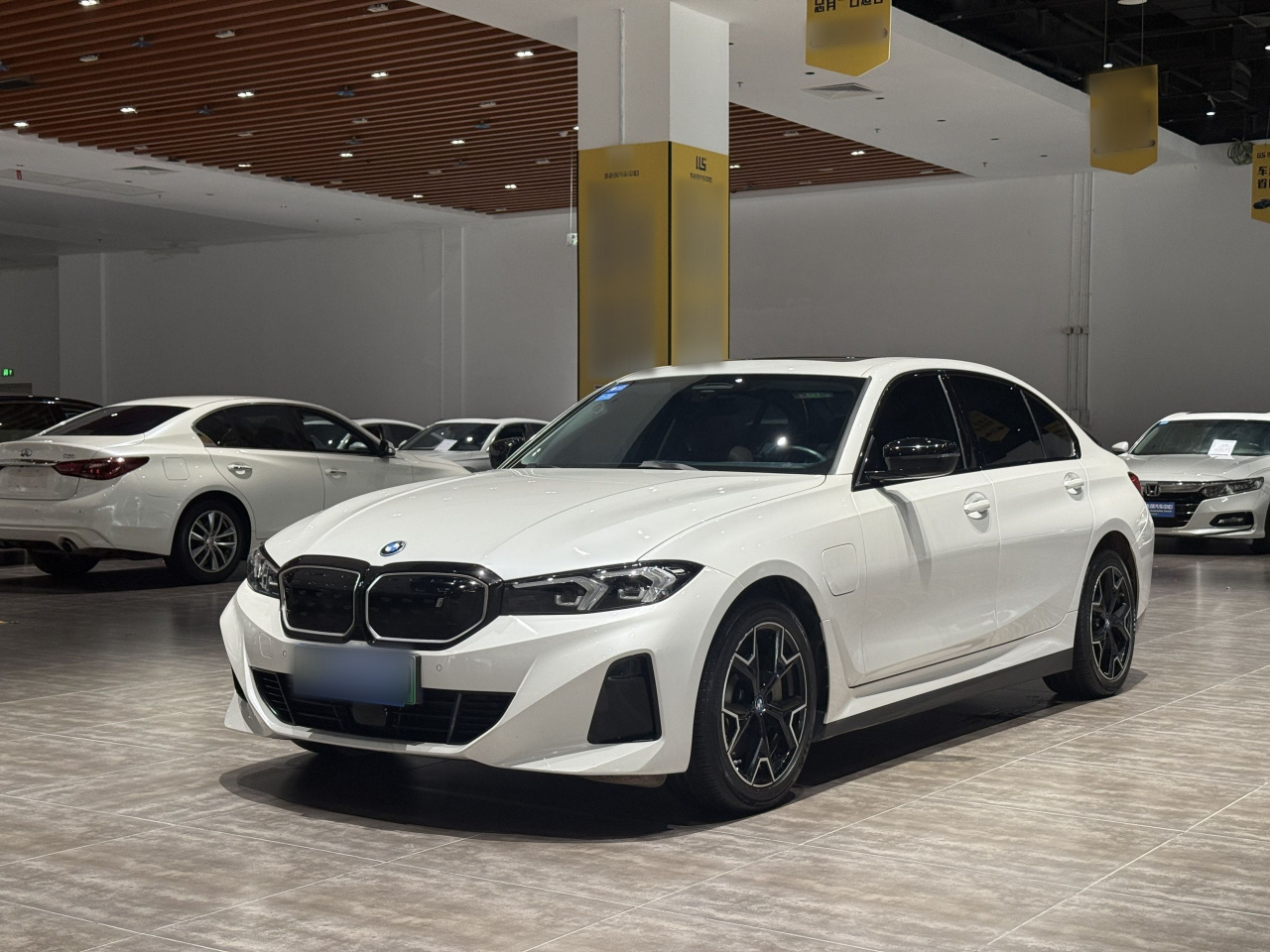 i3 2023 eDrive 40 L M Night Package
