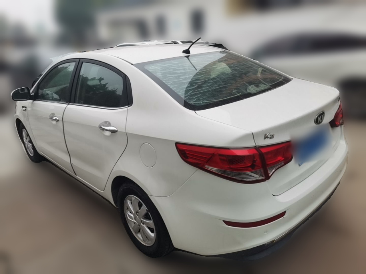 K2 2015 Sedan 1.4L AT GLS photo 4