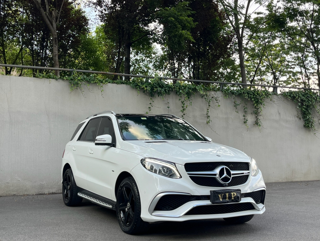 GLE Imported 2019 GLE 320 4MATIC Dynamic Edition photo 3