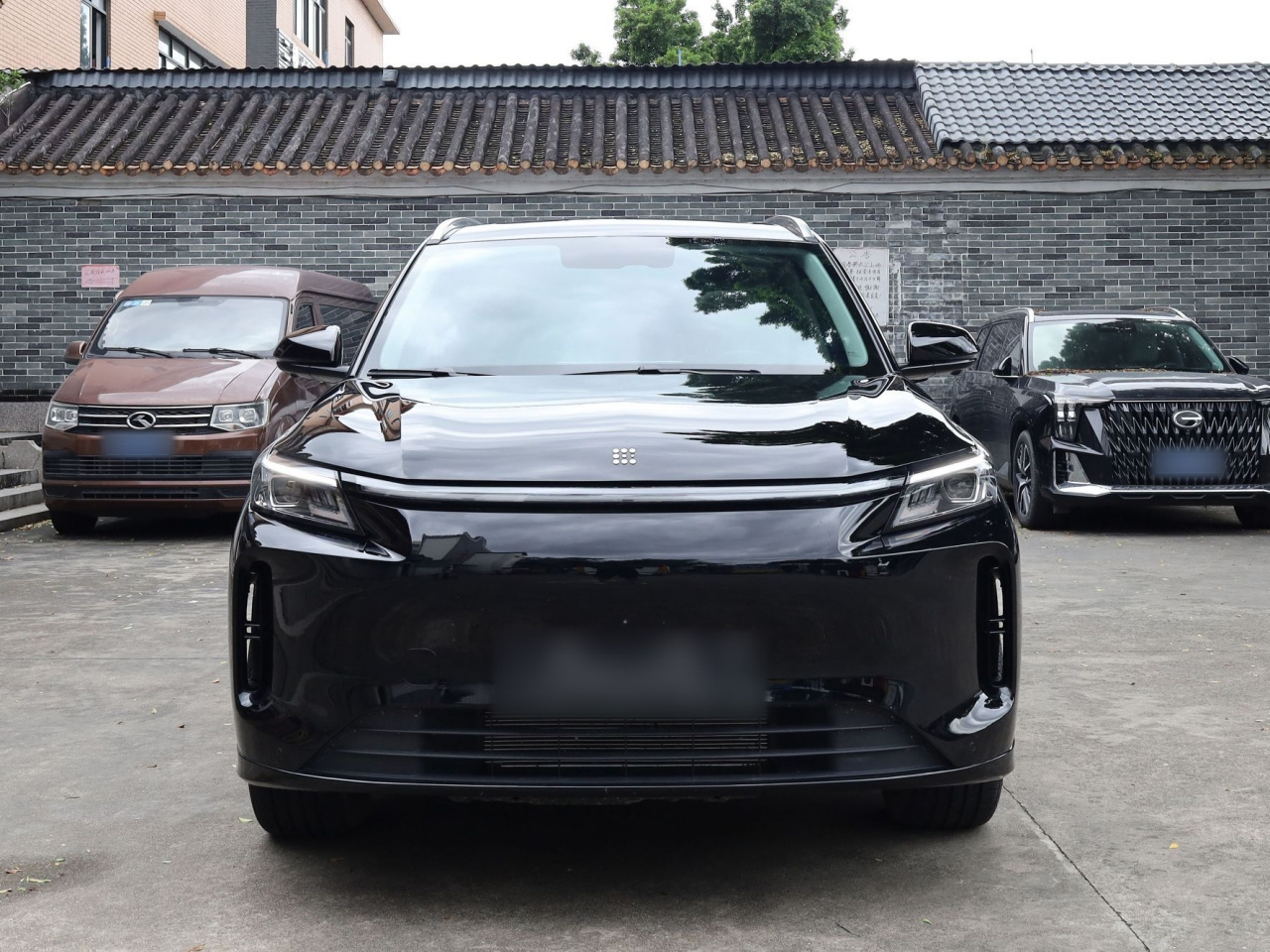 Bluelectric E5 PLUS 2025 165km Long Range 7-Seater photo 2