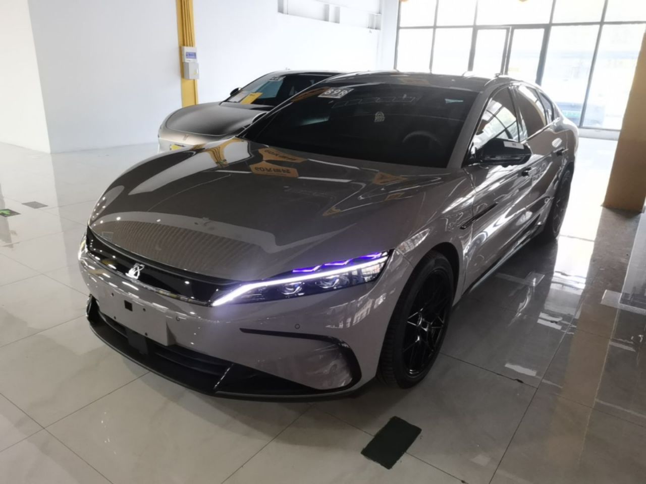 Han 2025 DM-i 125KM Elite