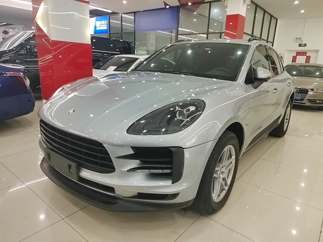 2018 Macan 2.0T