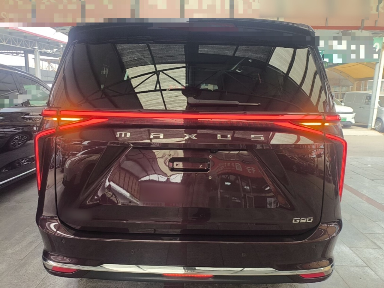 MAXUS G90 2022 2.0T 7-Seater photo 3