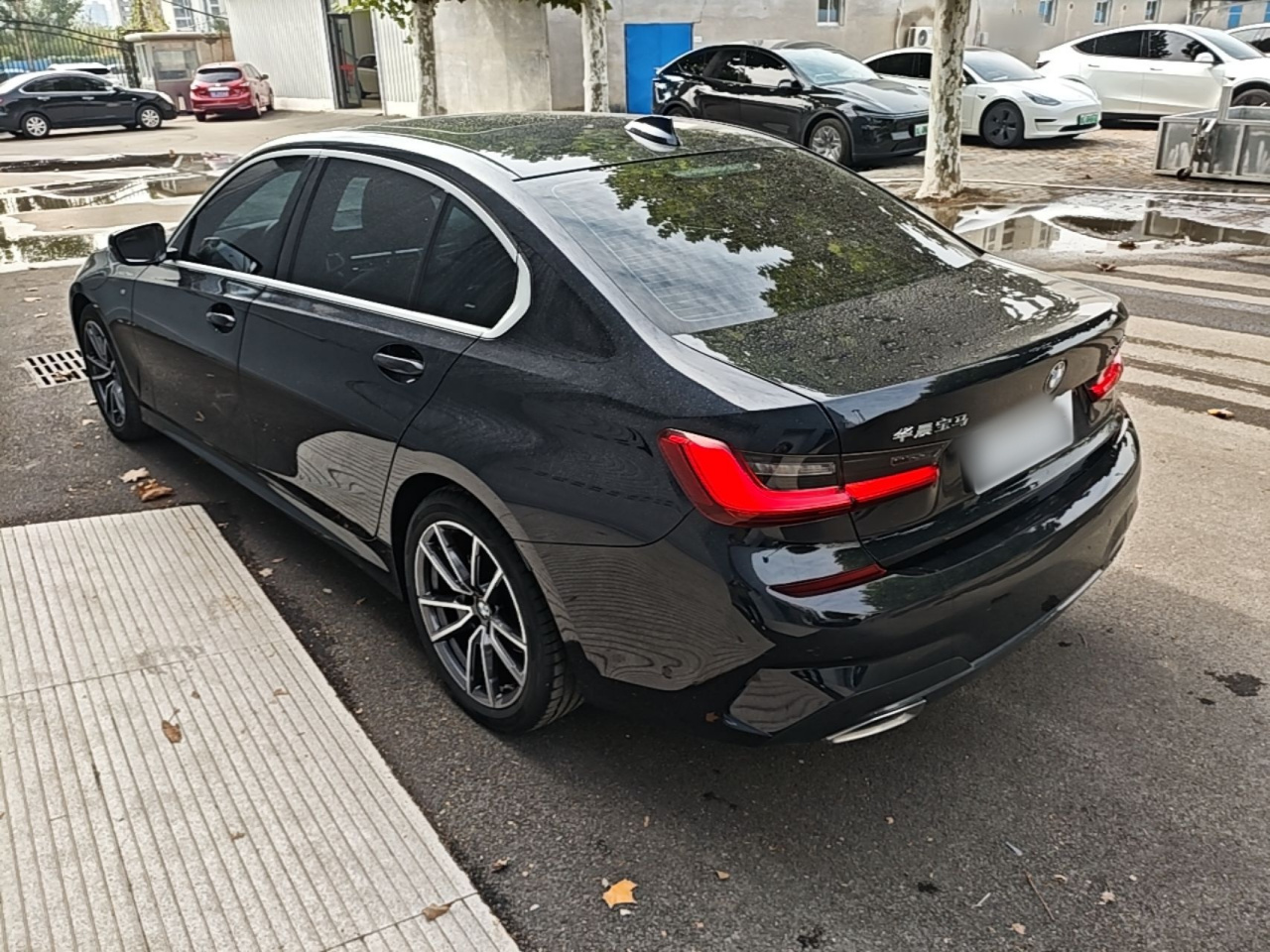 3 Series 2021 325Li M Sport Package photo 4