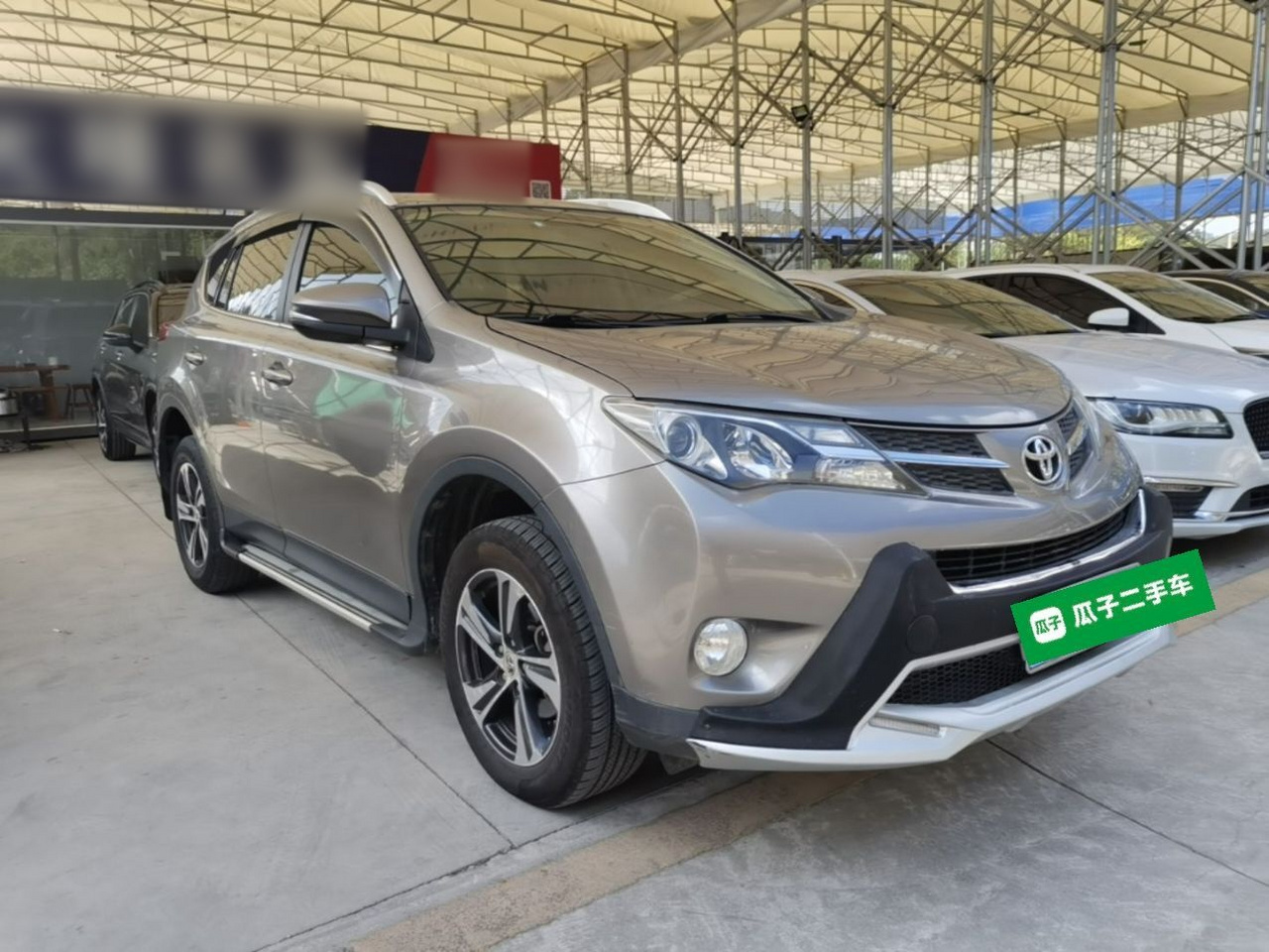 RAV4 2015 2.0L CVT RWD photo 3