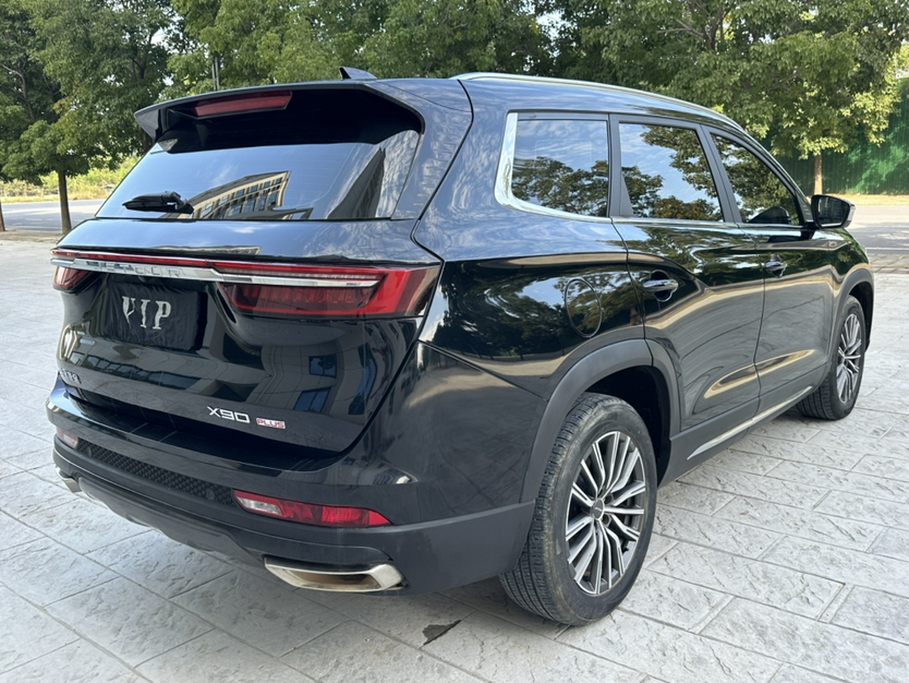 X90 PLUS 2023 Facelift 1.6TD DCT 7-Seater photo 2