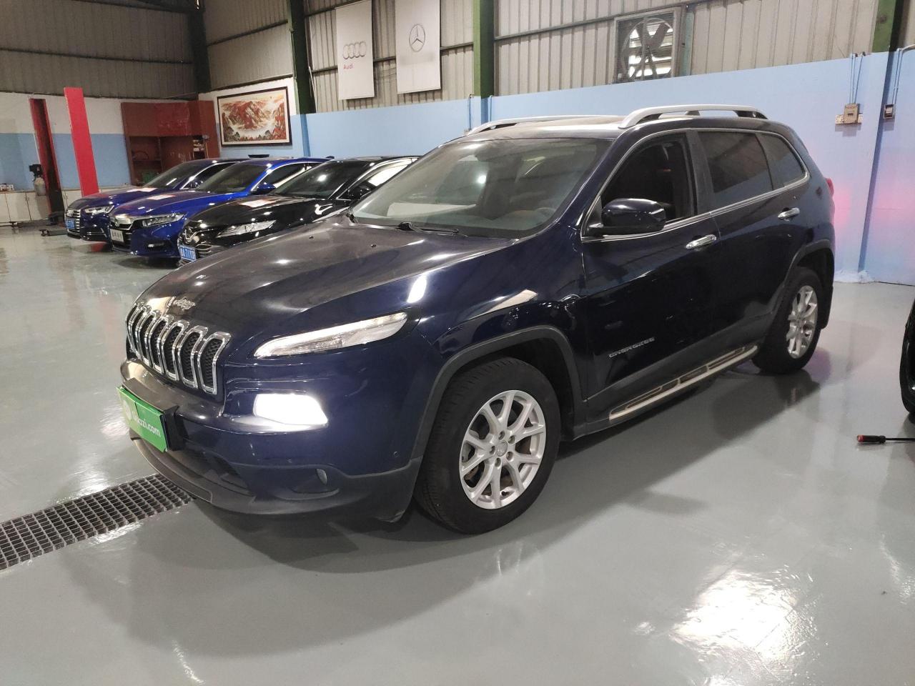 Cherokee 2016 2.4L Leading Smart