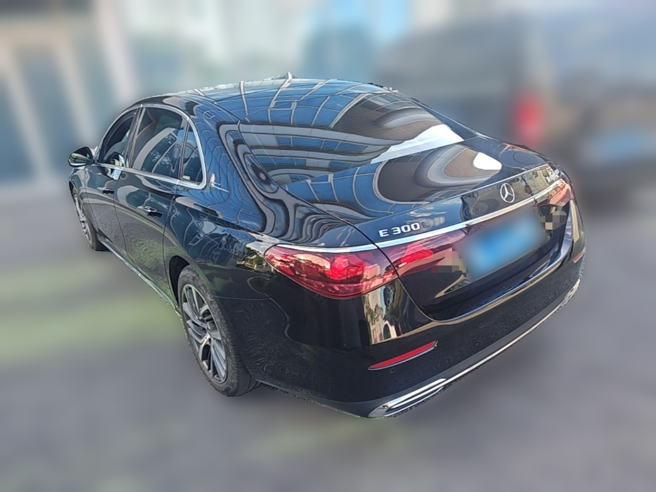 E-Class 2024 E 300 L Fashion photo 4