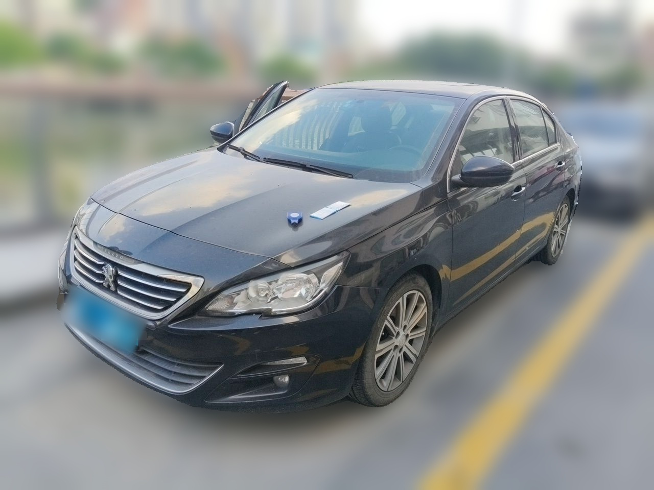 408 2014 1.8L AT Luxury