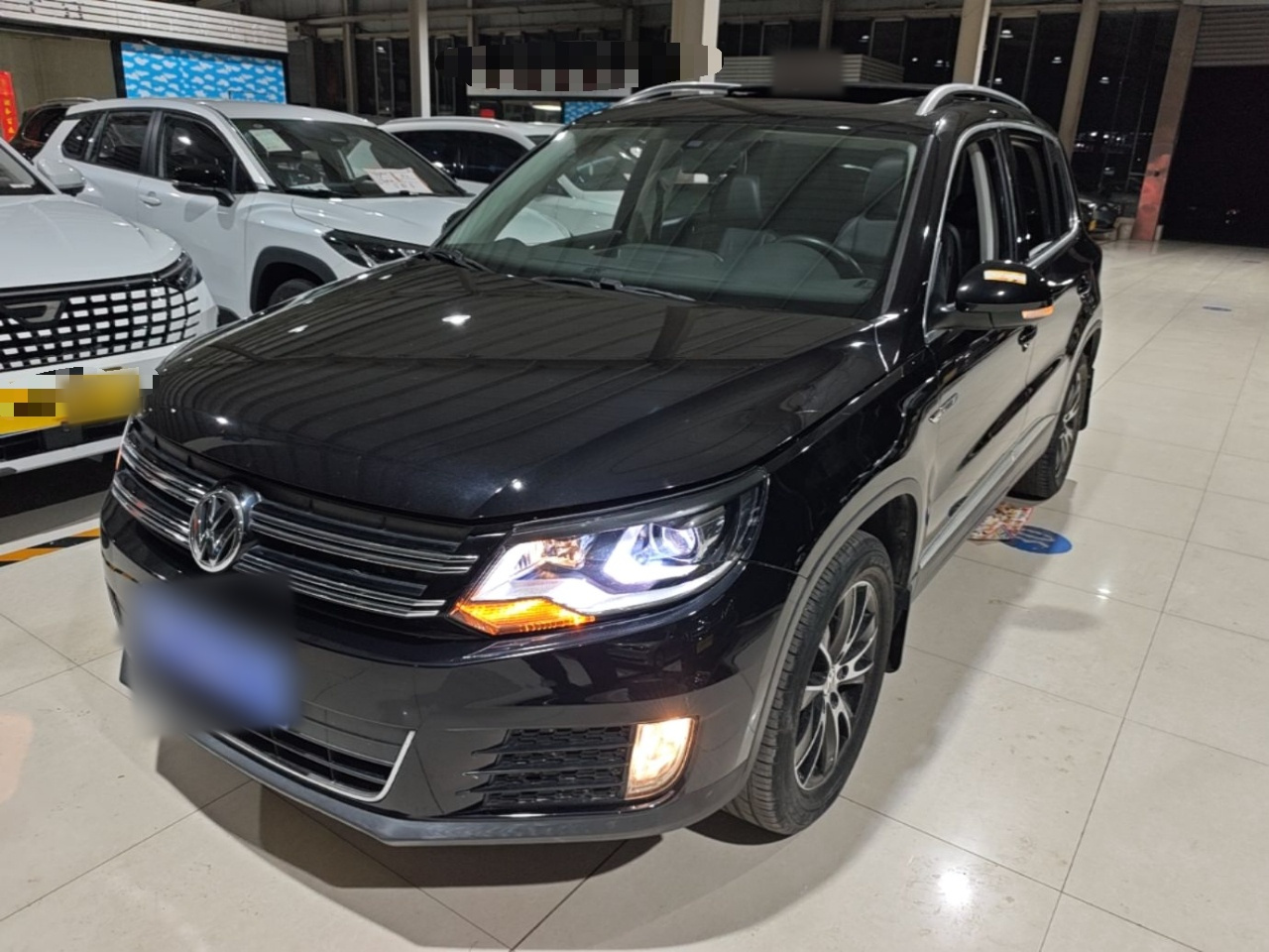 Tiguan 2016 300TSI AT AWD Luxury