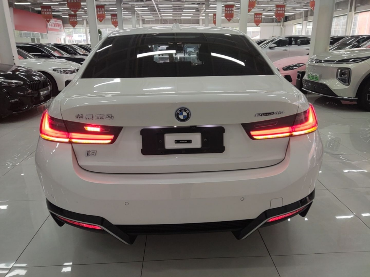 i3 2024 eDrive 40 L Sport Package photo 5