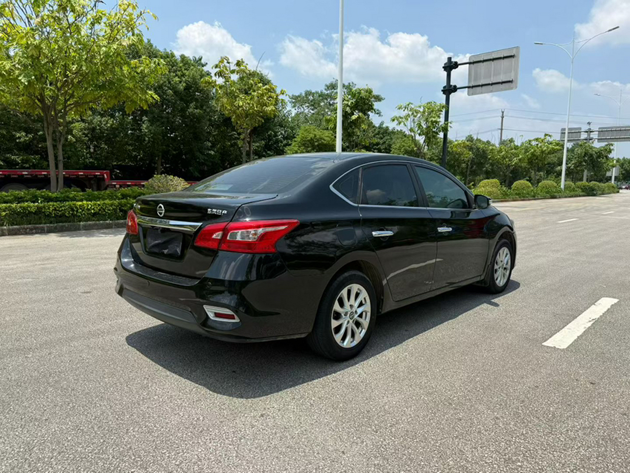 Sylphy 2016 1.6XL CVT Luxury photo 4