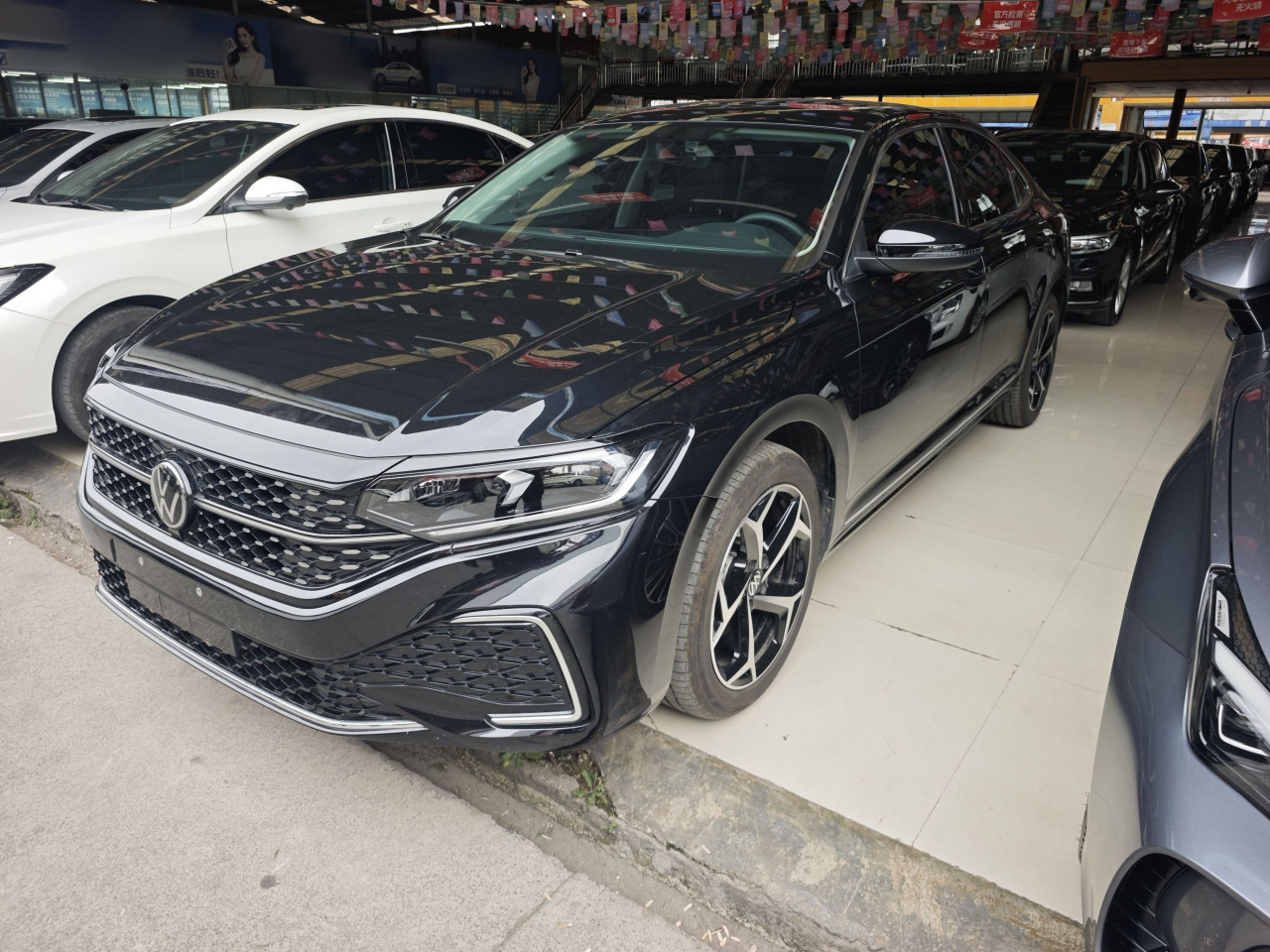 Passat 2025 380TSI