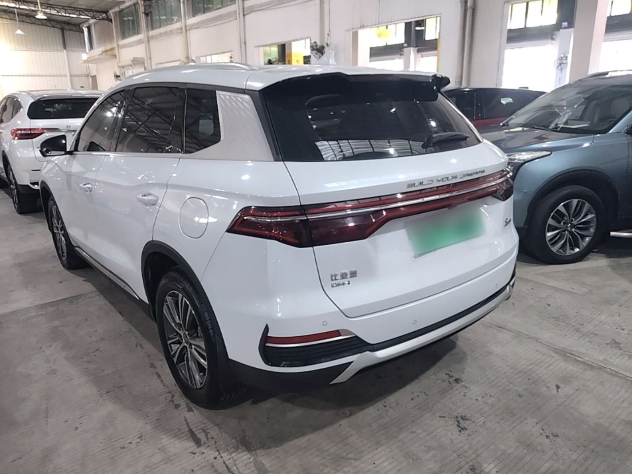 Song Pro EV 2022 DM-i 51km Premium photo 4