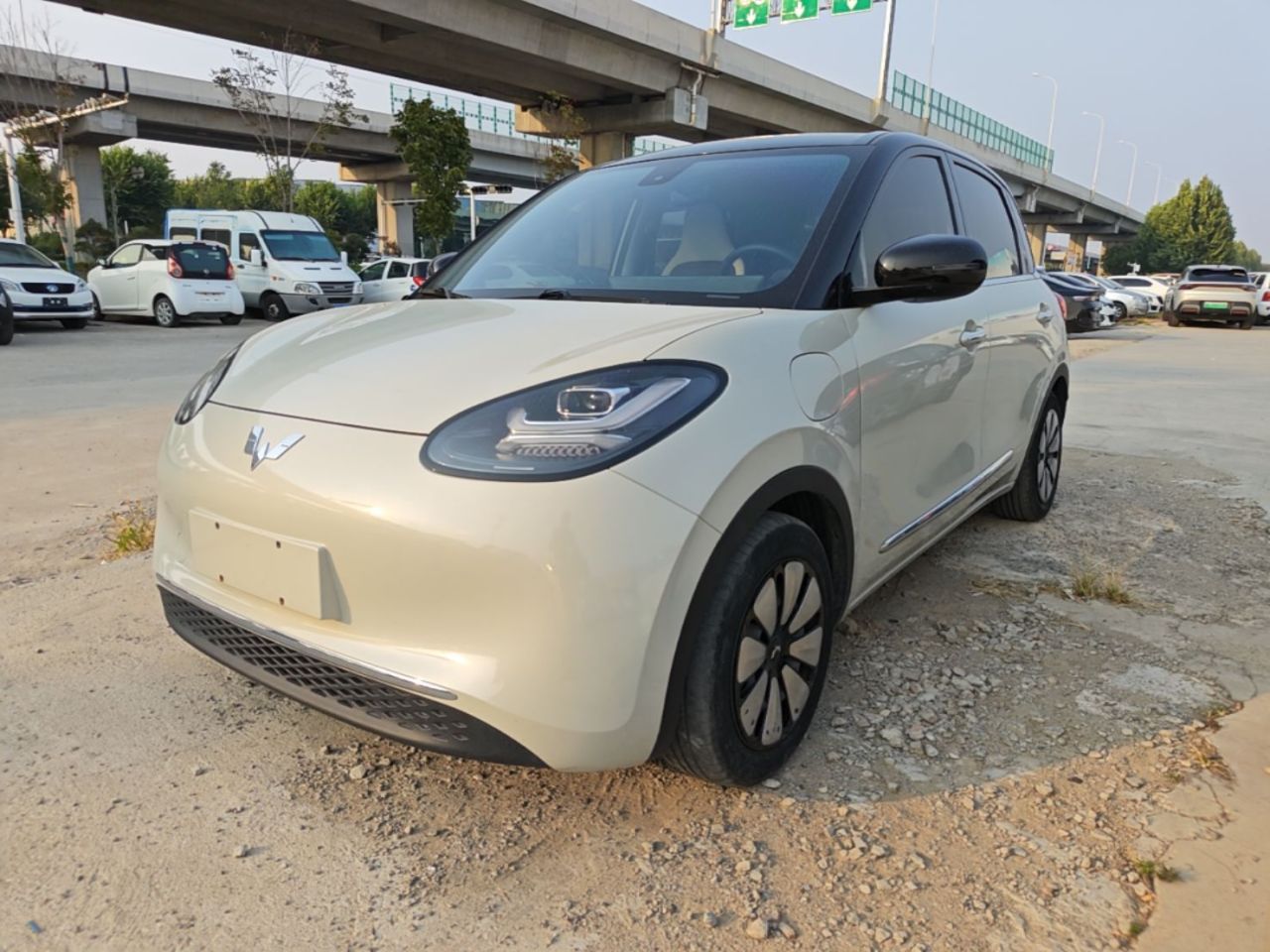 Wuling Bingo 2023 333km +