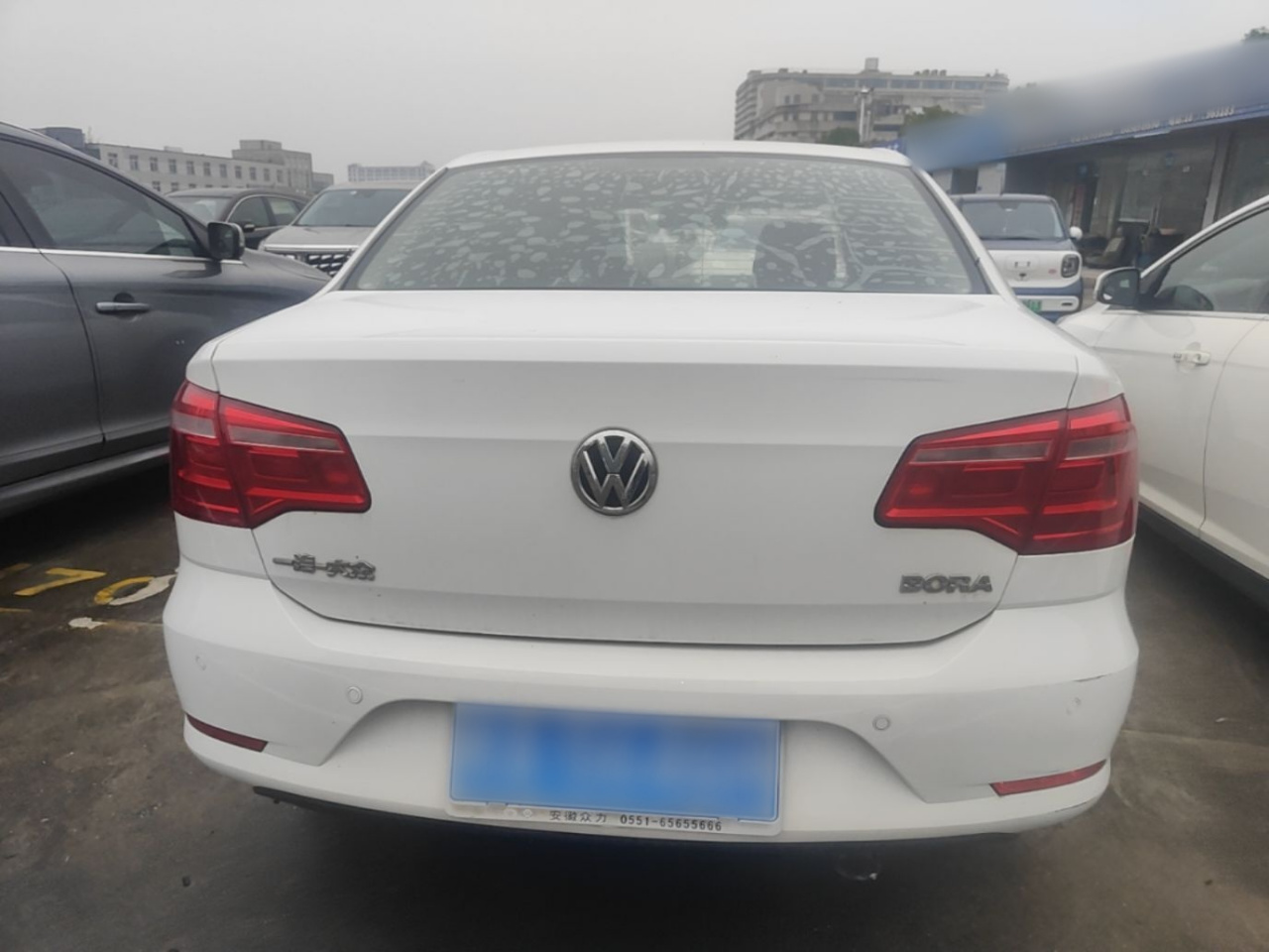 Bora 2015 1.6L MT Comfort photo 5