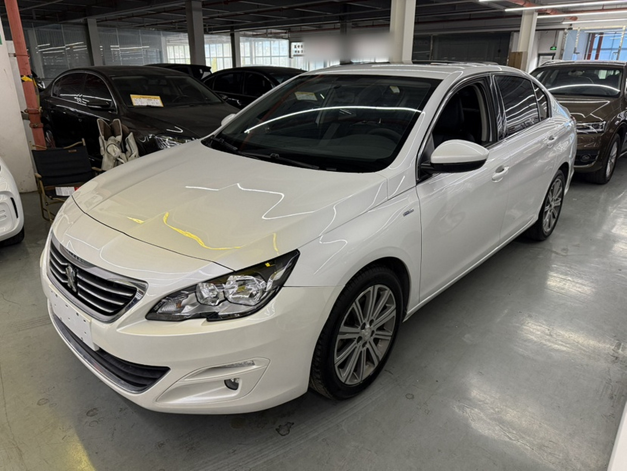 408 2018 350THP AT Luxury