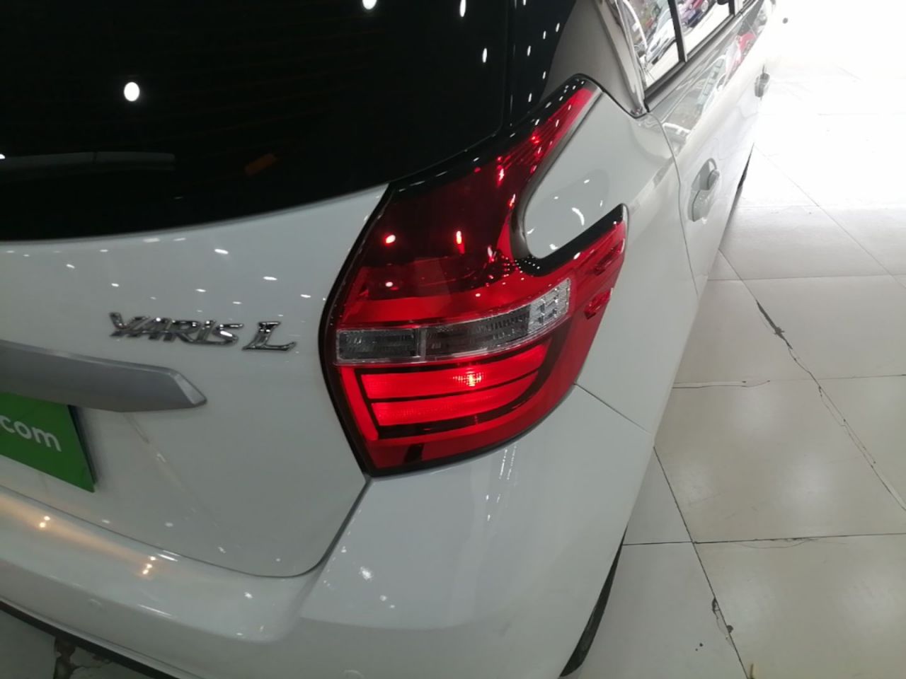 YARiS L 2022 1.5L CVT Luxury PLUS photo 2