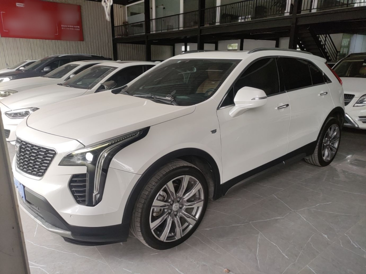 XT4 2018 28T AWD Platinum