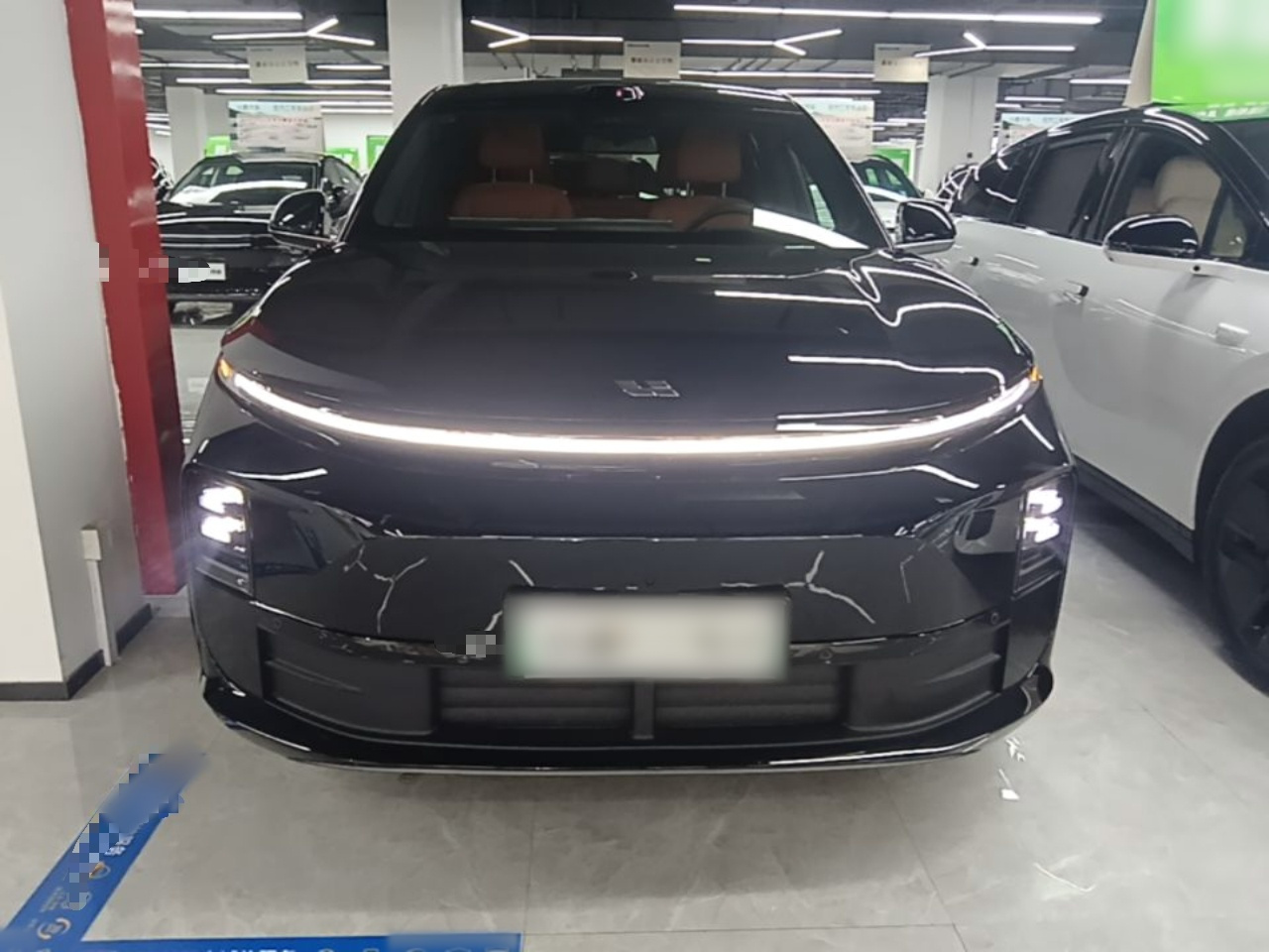 Li Auto L6 2025 Max Smart Refresh Edition photo 2