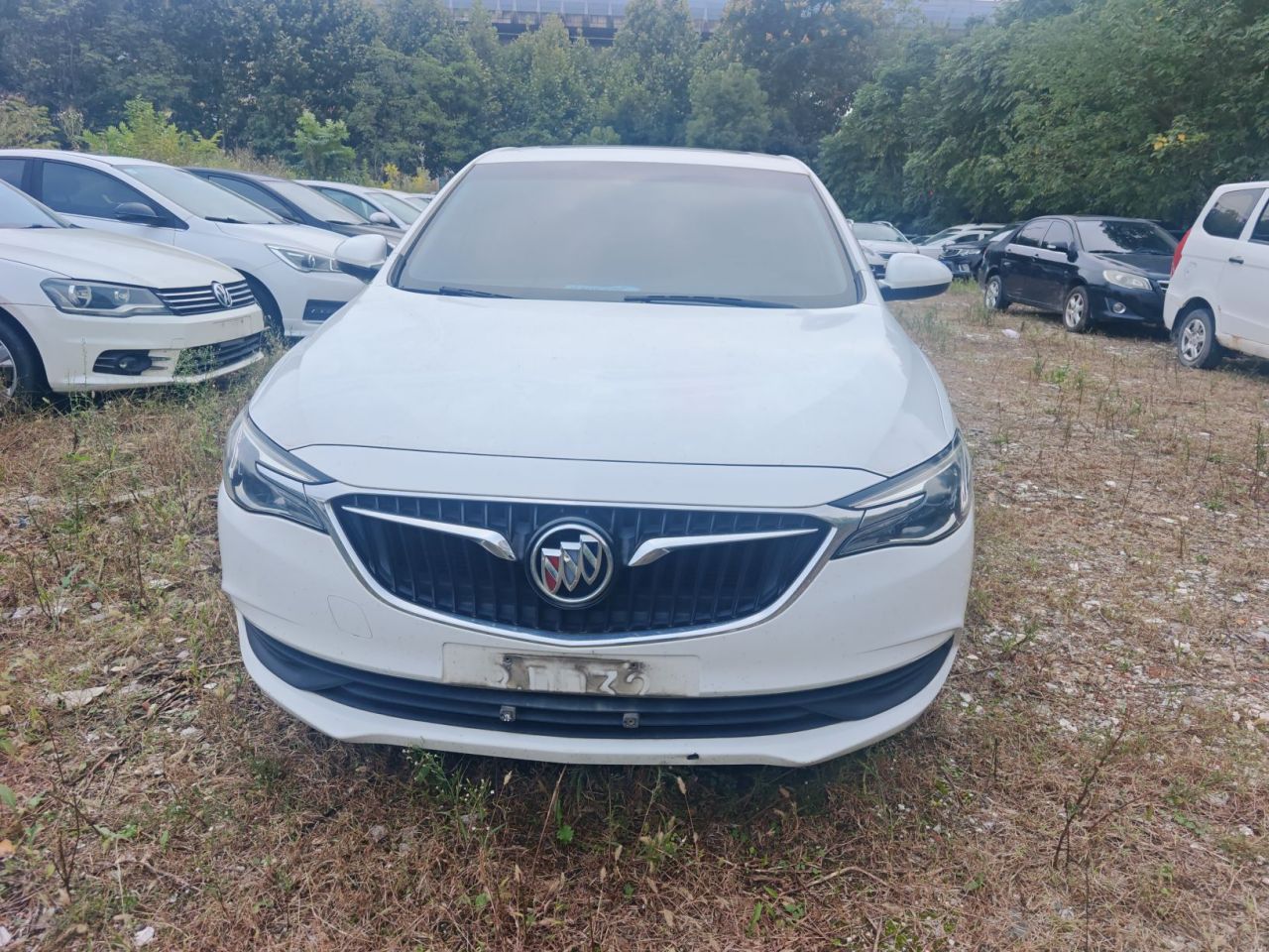 Excelle 2019 18T AT Elite China VI photo 3