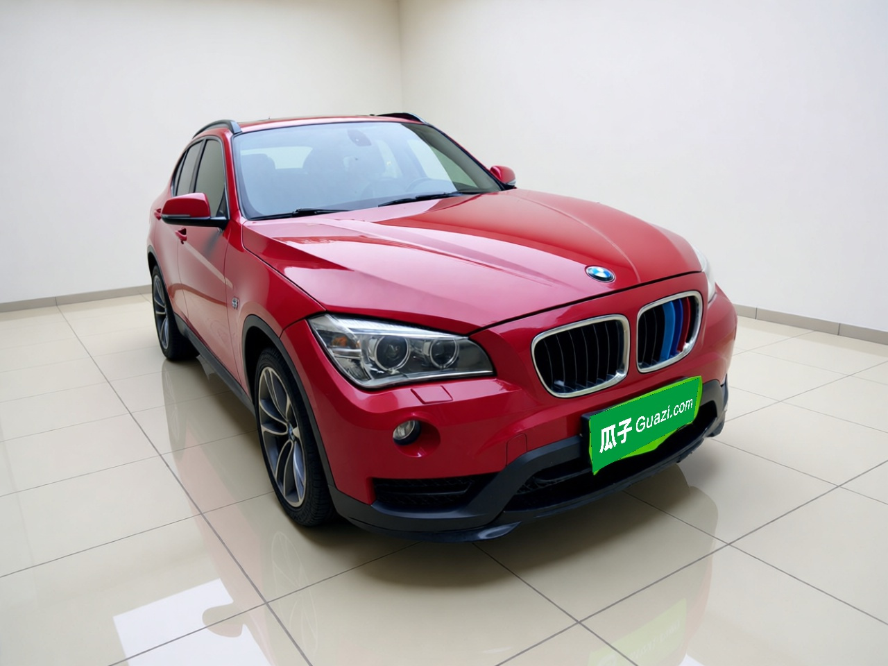X1 2014 sDrive20i Sport Design Package photo 3