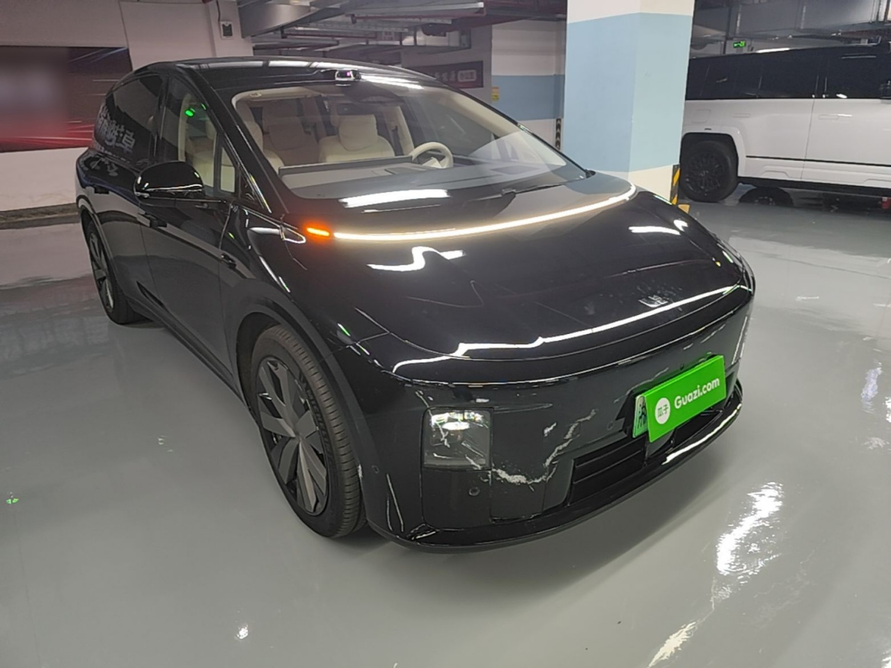 Li Auto i8 2025 Standard photo 3
