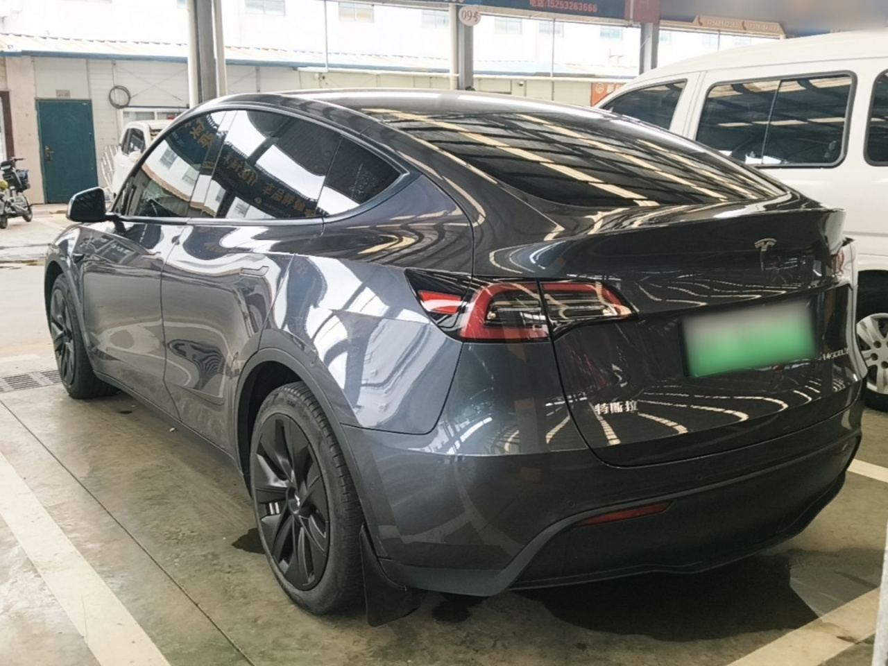 Model Y 2022 Facelift RWD photo 4