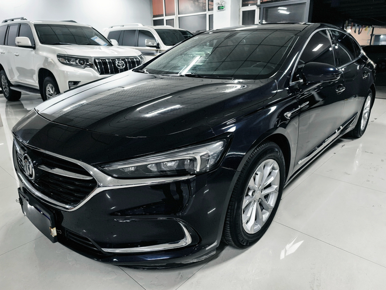 LaCrosse 2021 552T Luxury photo 2