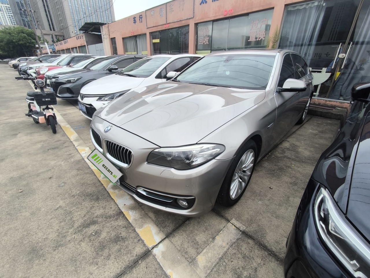 5 Series 2017 525Li Luxury Design Package