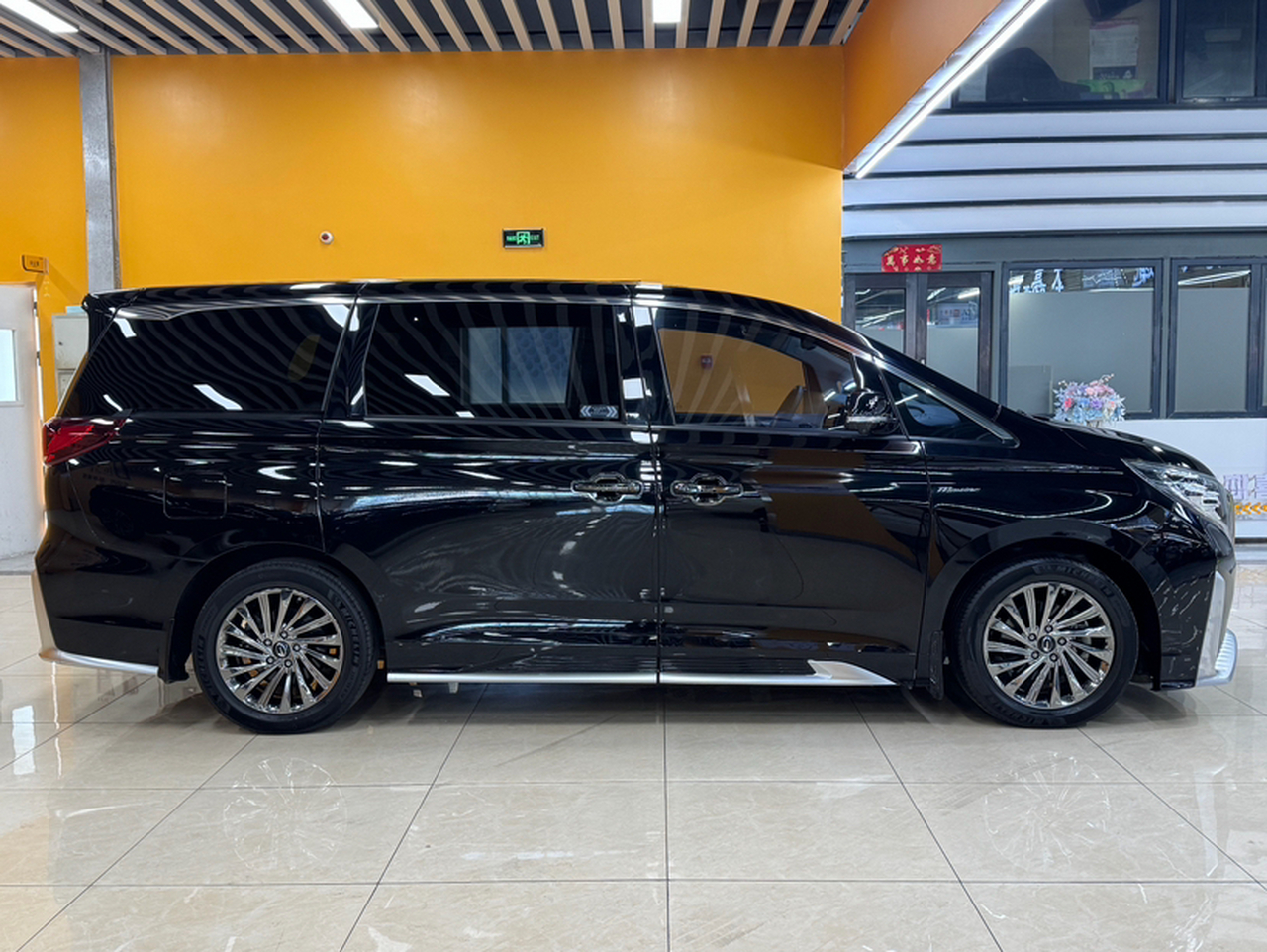 GAC Trumpchi M8 2021 Master Series 390T Supreme photo 4